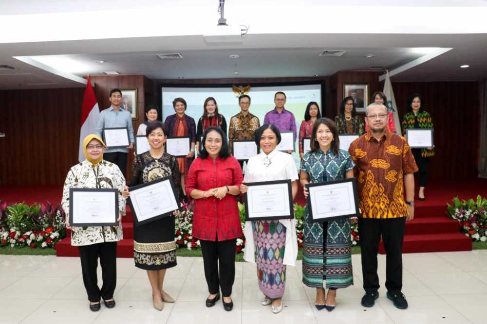 Angkat Isu Pemberdayaan Perempuan, Menteri PPPA Beri Penghargaan ke Stakeholder G20 EMPOWER