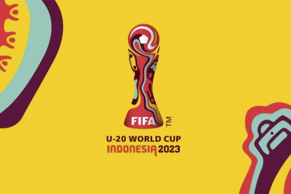 Sepakan Bola Menpora dan Iwan Bule Tandai Hitung Mundur Piala Dunia U-20