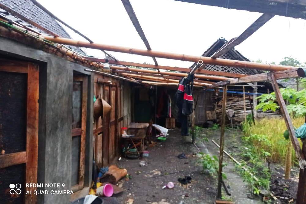 Tak Hanya Sebabkan Banjir, Cuaca Ekstrem Rusak 2 Rumah Rusak di Gunungkidul