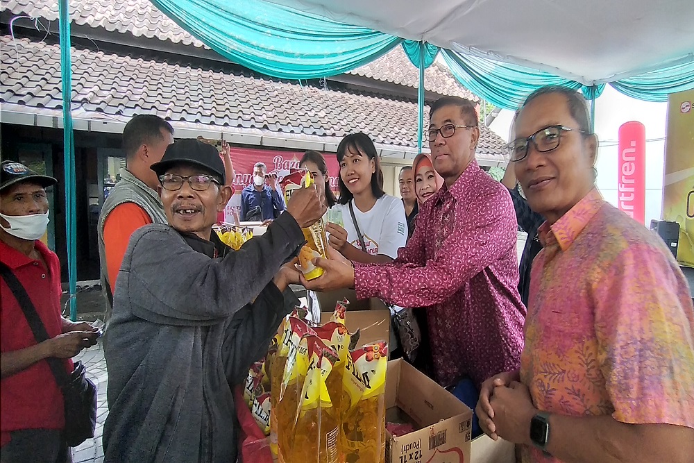Sinar Mas dan Harian Jogja Gelar Bazar Minyak Goreng Murah, Ribuan Warga Antusias Mengikuti