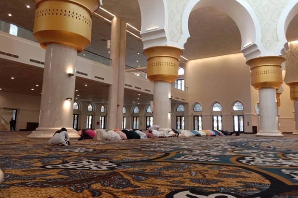 Mewahnya Masjid Sheikh Zayed Solo, Punya 606 Keran Wudu