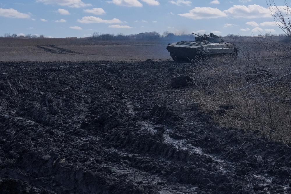 Pasukan Ukraina Tembaki Temannya Sendiri Karena Menyerah Saat Perang