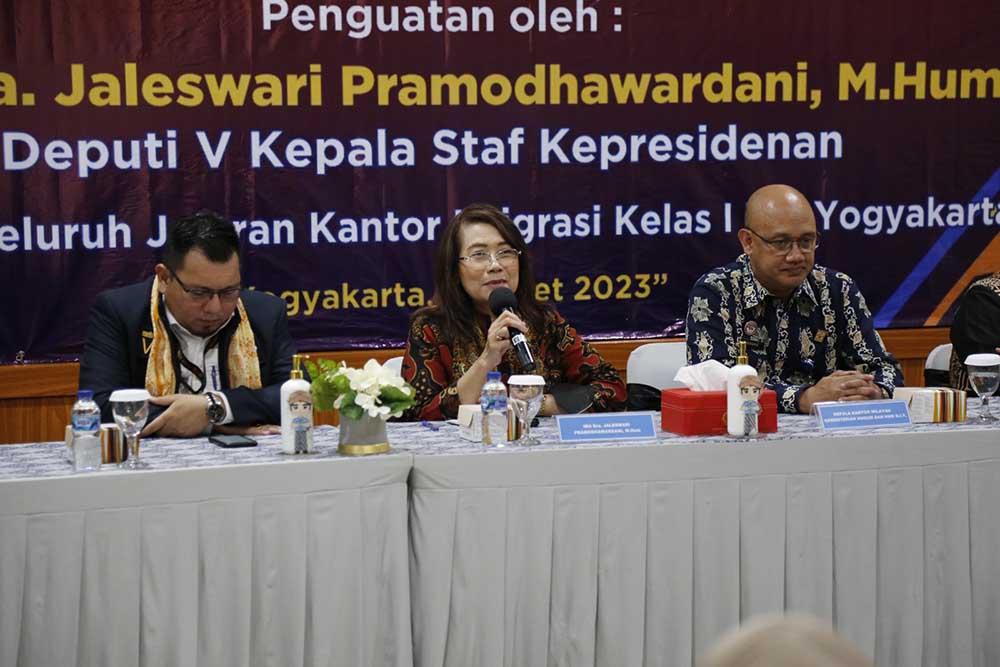 Verifikasi Lapangan Layanan Keimigrasian di Kantor Imigrasi Yogyakarta oleh Deputi V Kepala Staf Kepresidenan
