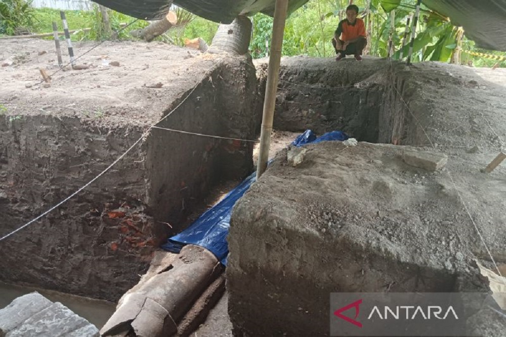 Tim Arkeolog Temukan Saluran Air Kuno di Situs Kraton Pleret