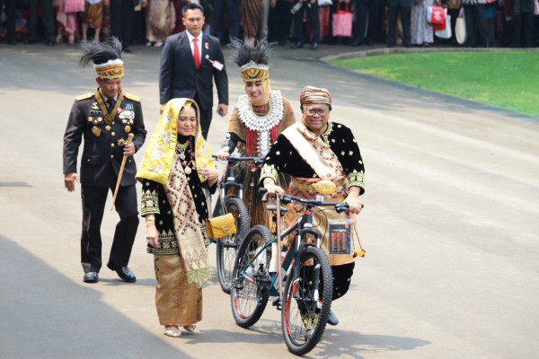 Jokowi Panggil Ketum Hanura OSO Ke Istana, Apa yang Dibahas?