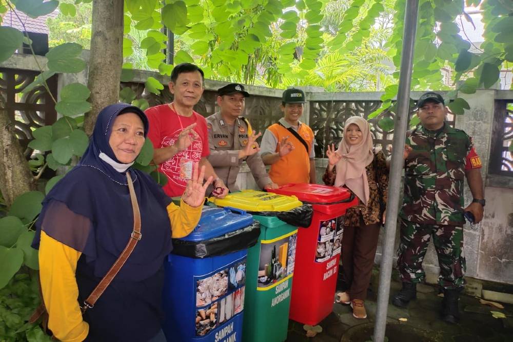 Satgas GZSA Wirogunan Jogja Tingkatkan Edukasi dan Penanganan Sampah selama Ramadan