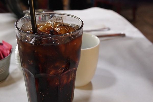 Fakta Unik Minuman Soda, Ternyata Awalnya Dibuat Oleh Apoteker