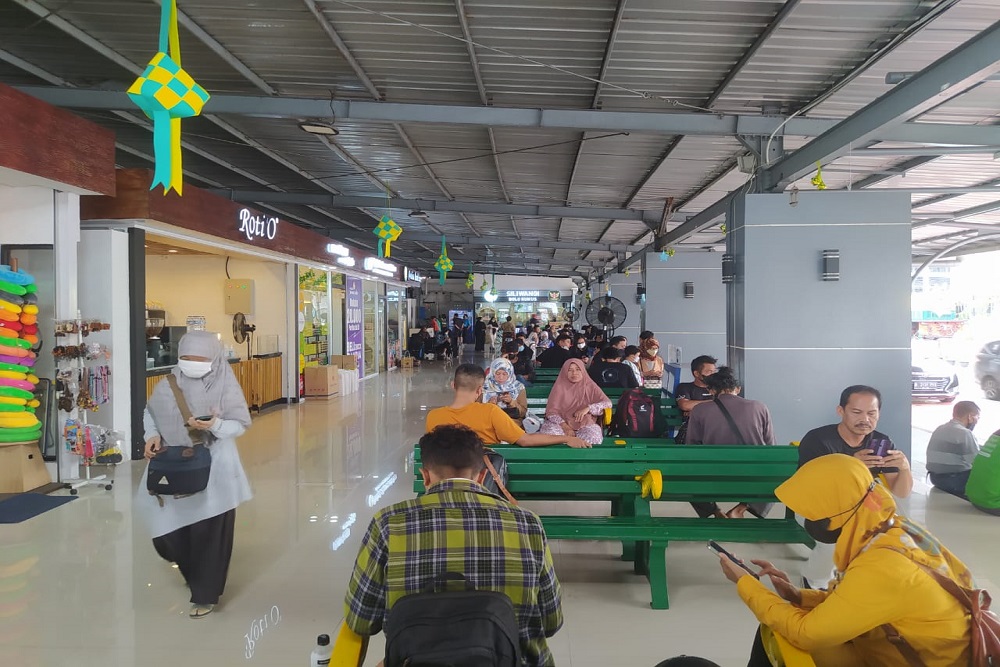 Stasiun Tugu Mulai Padat, 77% Tiket KA Keberangkatan dari Jogja Terjual