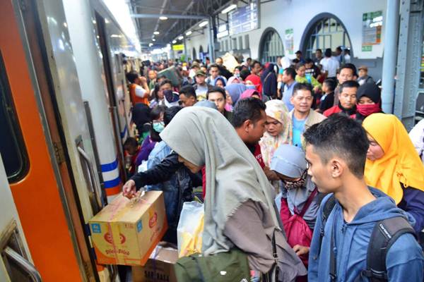 Hari Ini Kemungkinan Puncak Arus Balik dengan Kereta Api dari Surabaya