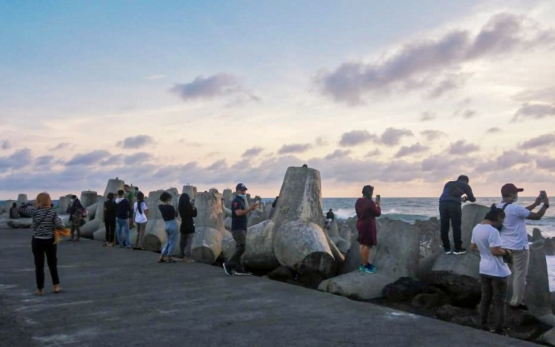 20.000 Orang Kunjungi Pantai Glagah Selama Dua Hari