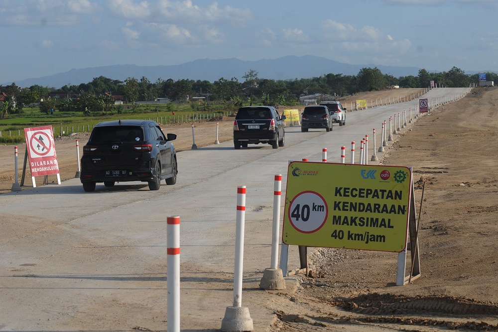Arus Balik, Ribuan Kendaraan Melewati Jalur Fungsional Jalan Tol Jogja-Solo