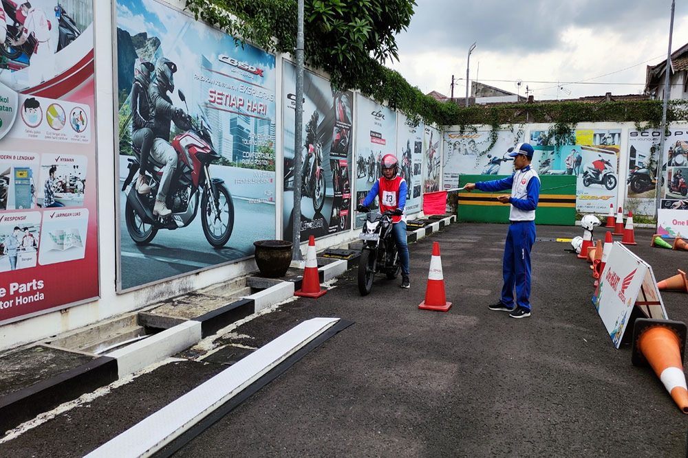 Astra Motor Yogyakarta Nobatkan Jawara Safety Riding Regional 2023