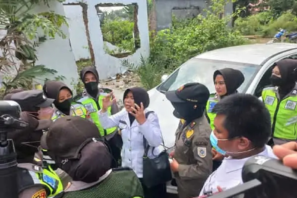 Lahan Tol Jogja Solo Dieksekusi, Rumah Dibongkar Bu Kades Pepe Menangis