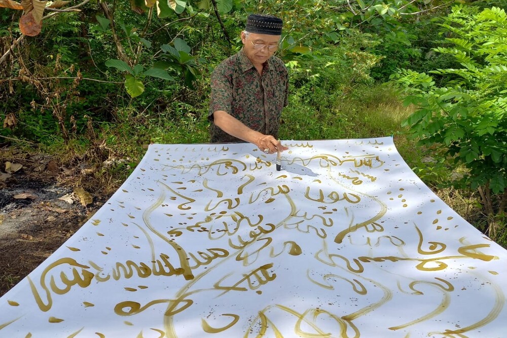 Gelar Syawalan, Seniman Khat Membatik Karya di Pegunungan Piyungan