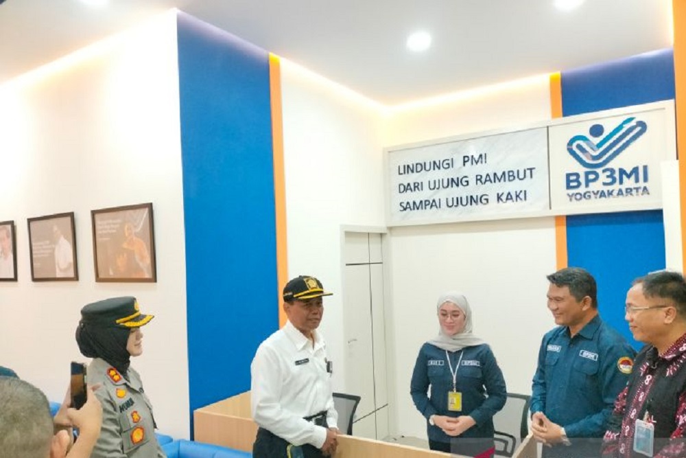 Pekerja Migran Indonesia Kini Punya Helpdesk Khusus di Bandara YIA