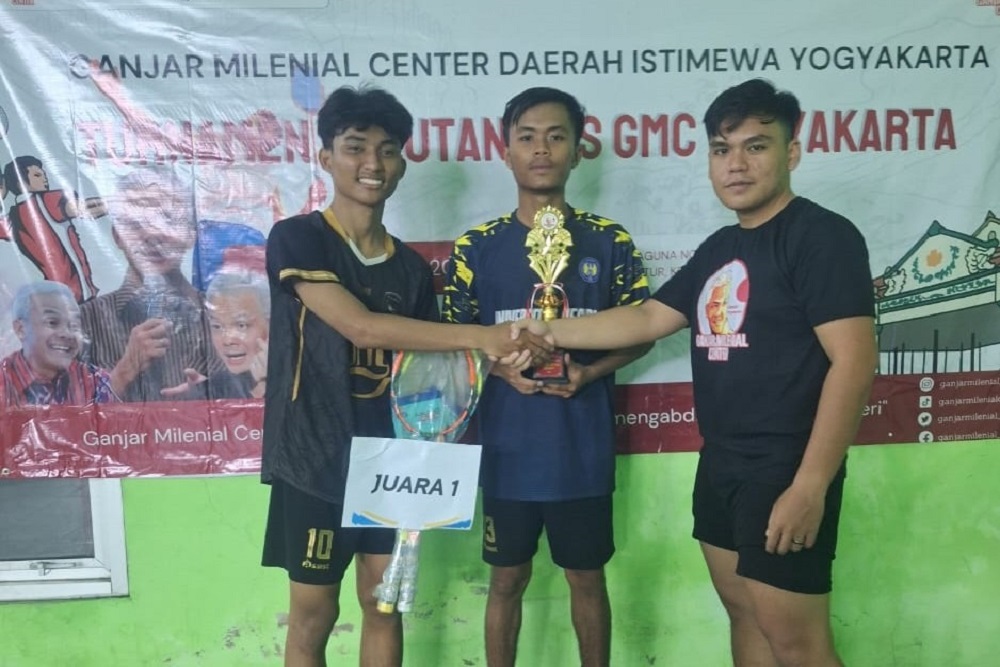 GMC Rambah Olahraga, Adakan Turnamen Badminton