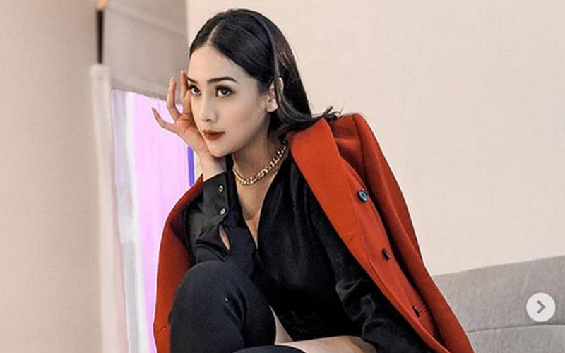Anya Geraldine, Jadi Ibu di Film Horor