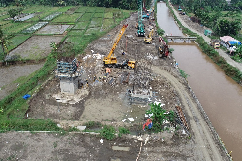 Beroperasi Fungsional di April 2024, Begini Perkembangan Terbaru Konstruksi Tol Jogja Bawen Seksi 1 di Area Sleman