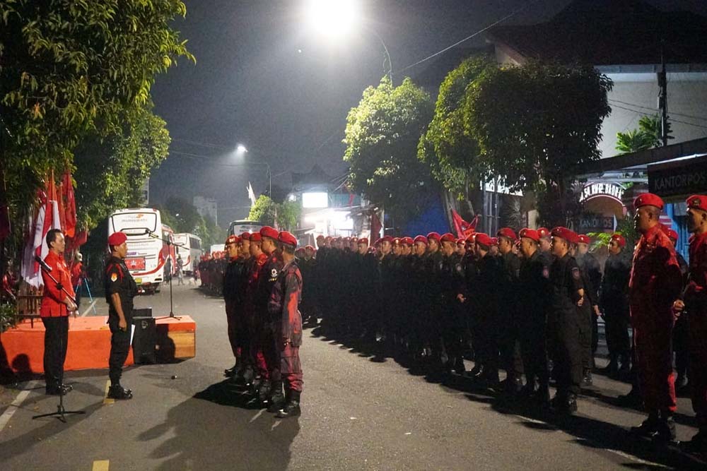 Satgas Cakra Buana PDIP DIY Diberangkatkan ke Cibubur