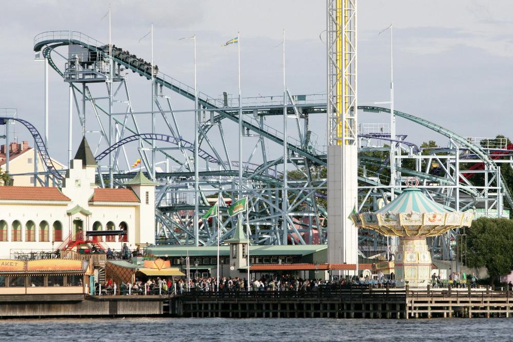Roller Coaster Taman Hiburan Swedia Kecelakaan, 1 Orang Tewas
