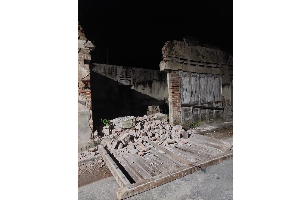 Warga Bantul Masih Deg-degan Terjadi Gempa Susulan, Siaga Dekat Pintu Sambil Bawa Alat Komunikasi