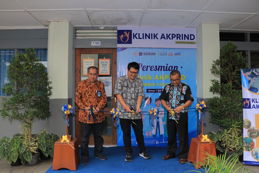 Dorong Terwujudnya Pelayanan Kesehatan, IST AKPRIND Yogyakarta Launching Klinik Kampus