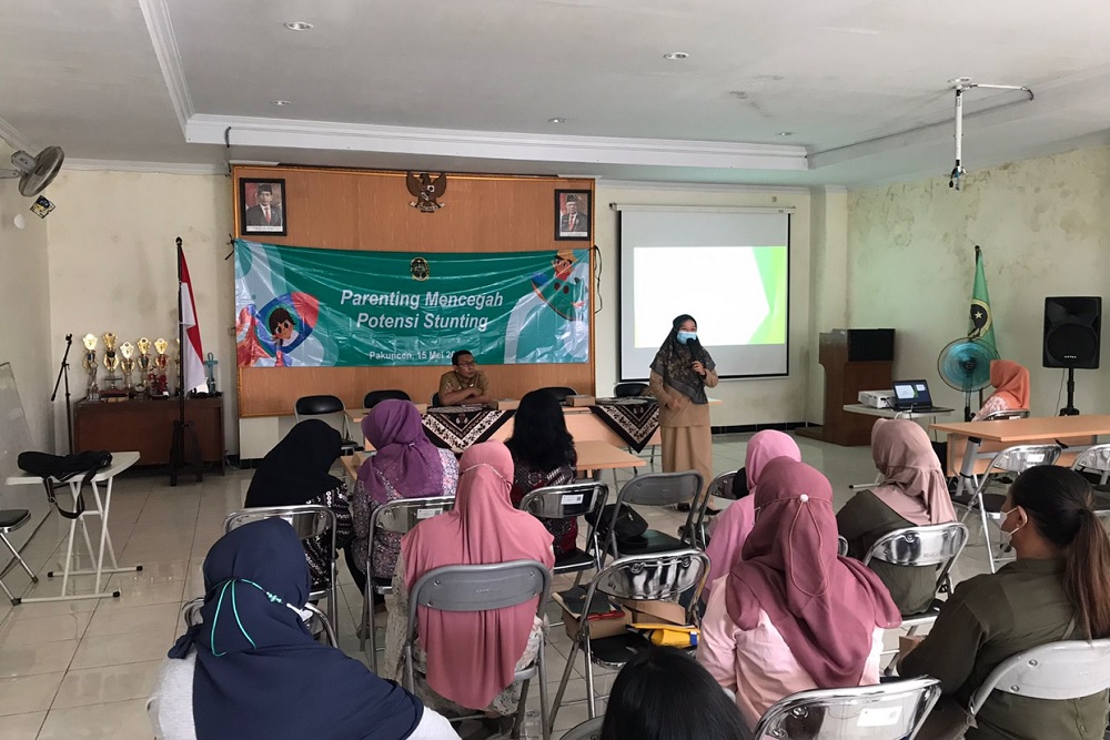 Cegah Stunting, Kelurahan Pakuncen Jogja Gelar Pelatihan Parenting