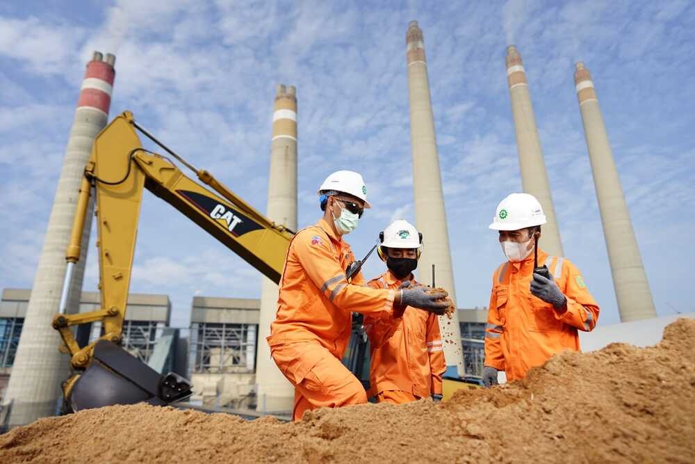 40 PLTU PLN Grup Sukses Turunkan Emisi Hingga 429 Ribu Ton CO2