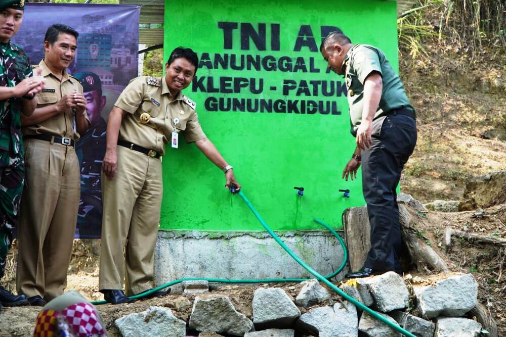 Tentara Bangun Tiga Sumur Bor di Gunungkidul