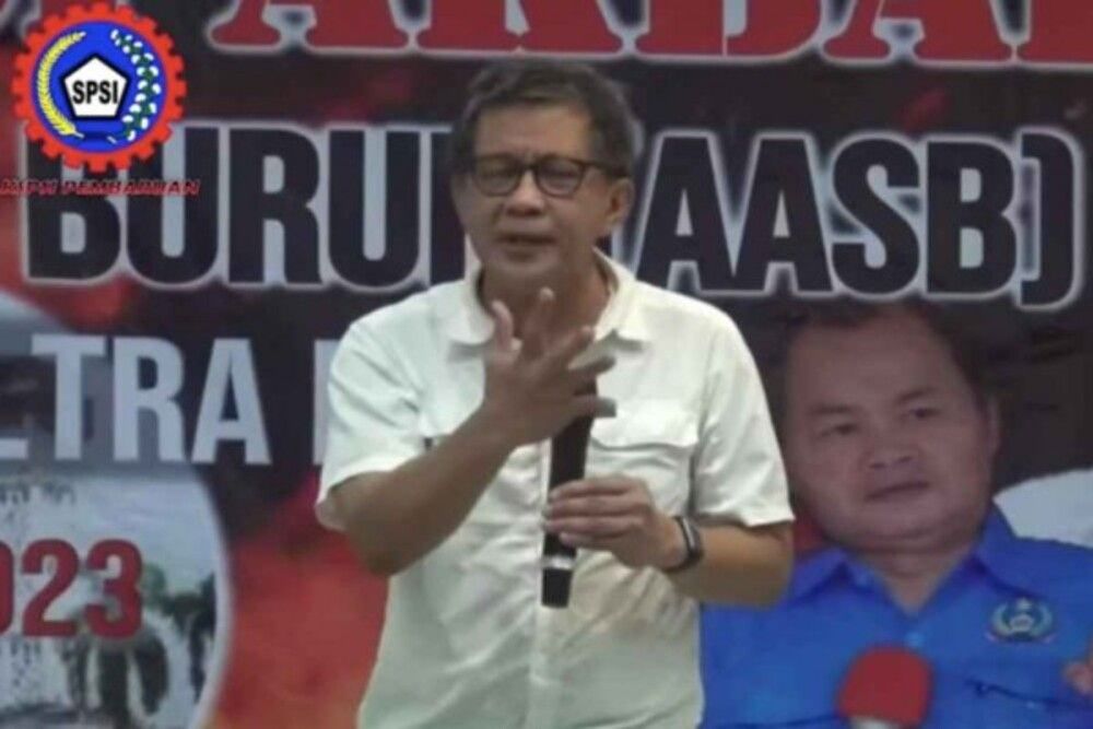 Berikut Deretan Pernyataan Kontroversial Rocky Gerung