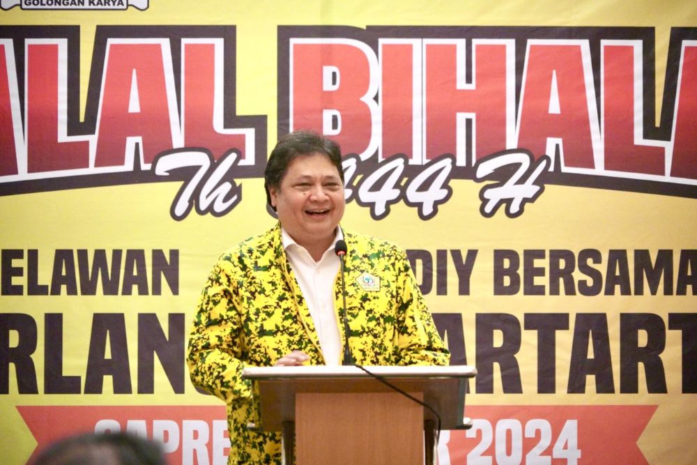 Bisikan Jokowi ke Airlangga Bikin Golkar dukung Prabowo