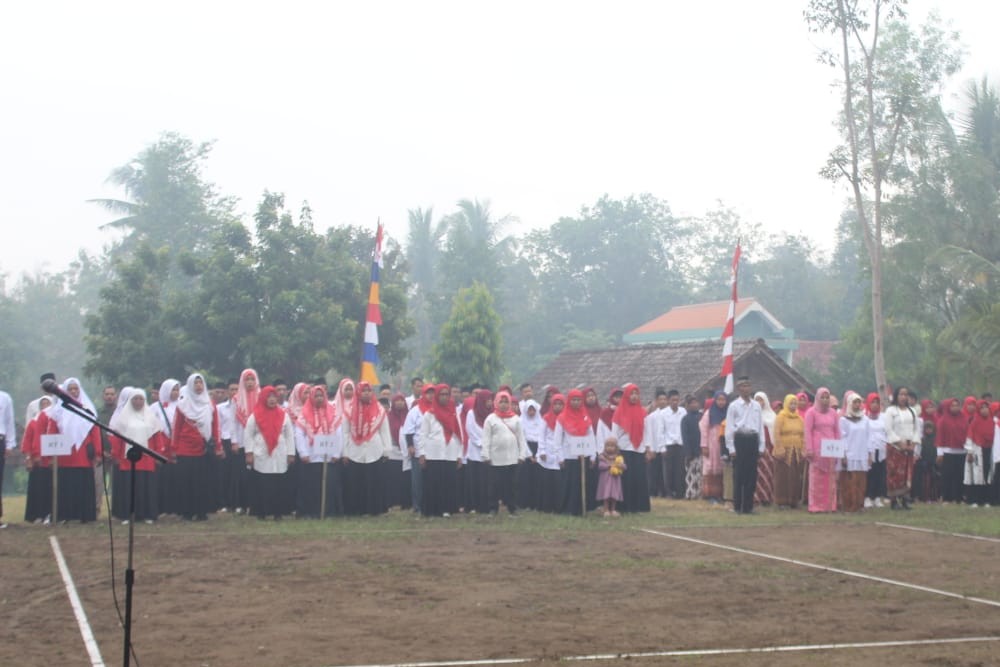 Gelar Upacara HUT RI, Warga Jalakan Terus Bangun Keguyuban