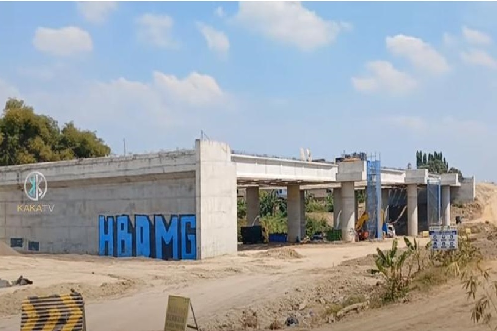 Konstruksi Jembatan Jebul yang Terpanjang di Ruas Tol Jogja Solo Sudah Jadi Sasaran Corat-coret