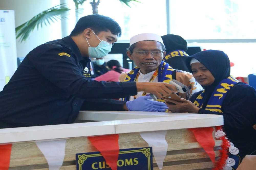 Direct Flight Pertama dari Jeddah Bawa 120 Penumpang Umrah ke YIA