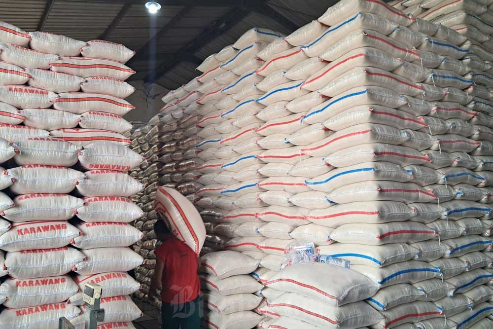 Hari Ini, Harga Beras Medium Tembus Rp12.890 Per Kilogram