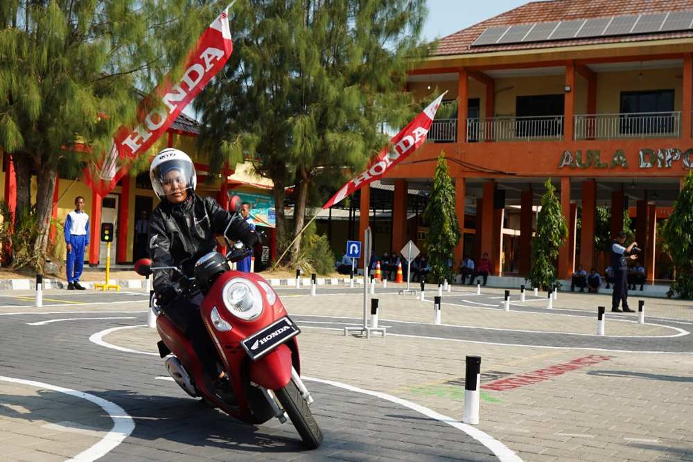 Yayasan AHM Siapkan Duta Safety Riding Milenial dari Jawa Tengah