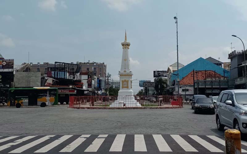 Tugu Pal Putih Jogja Kini Dipagar Lebih Rapi