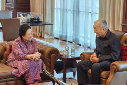 Ke Malaysia Bertemu Mahatir Muhammad, Megawati Membahas IKN dan Hujan