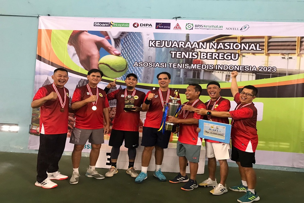 Ratusan Dokter Ikuti Turnamen Tenis di Jogja