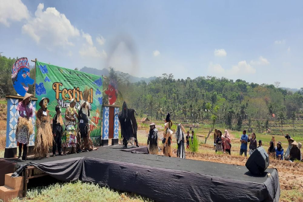 Jadi Lumbung Padi di Patuk, Warga Putat Gunungkidul Menggelar Festival Memedi Sawah