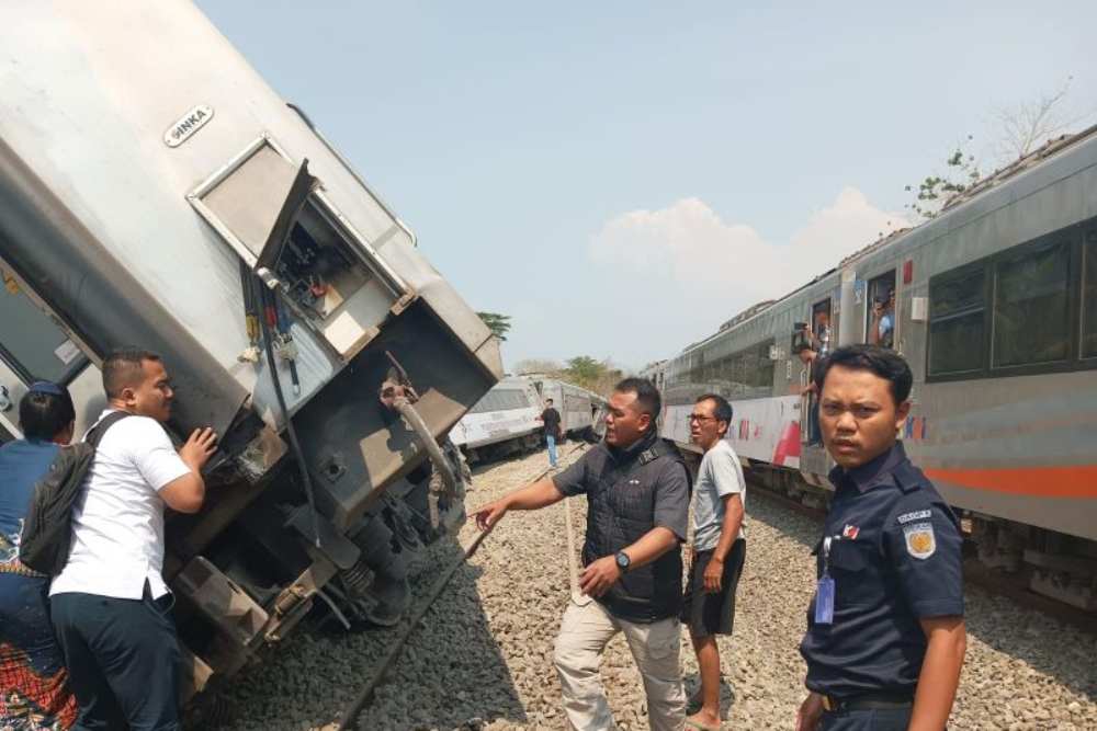 Imbas KA Anjlok, Rel Wates-Sentolo Tak Bisa Dilalui, Begini Upaya Rekayasa dari KAI