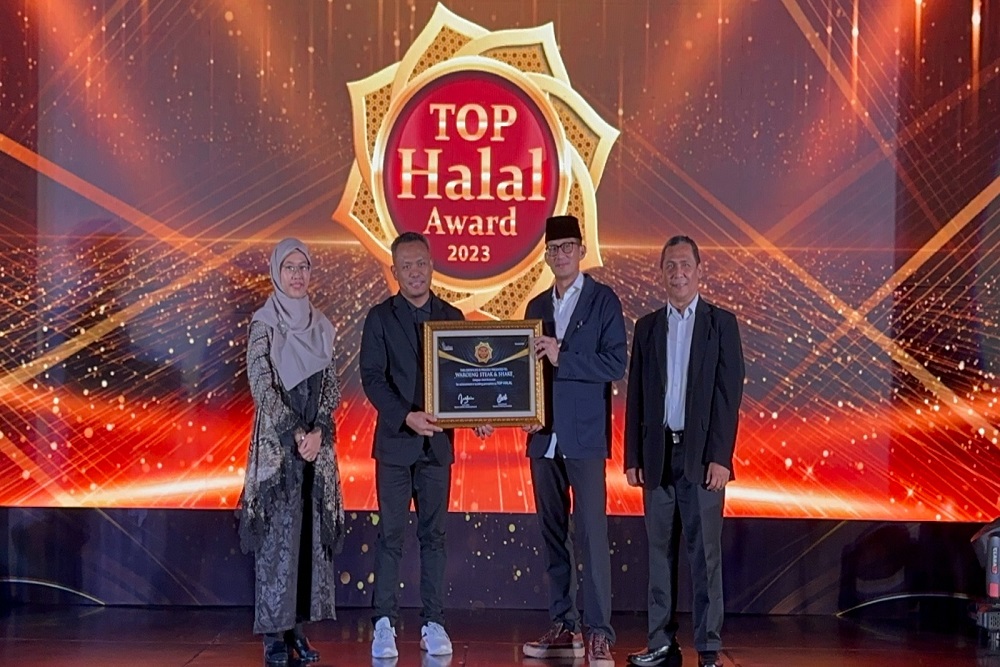 Waroeng Steak & Shake Raih Penghargaan TOP Halal Award 2023