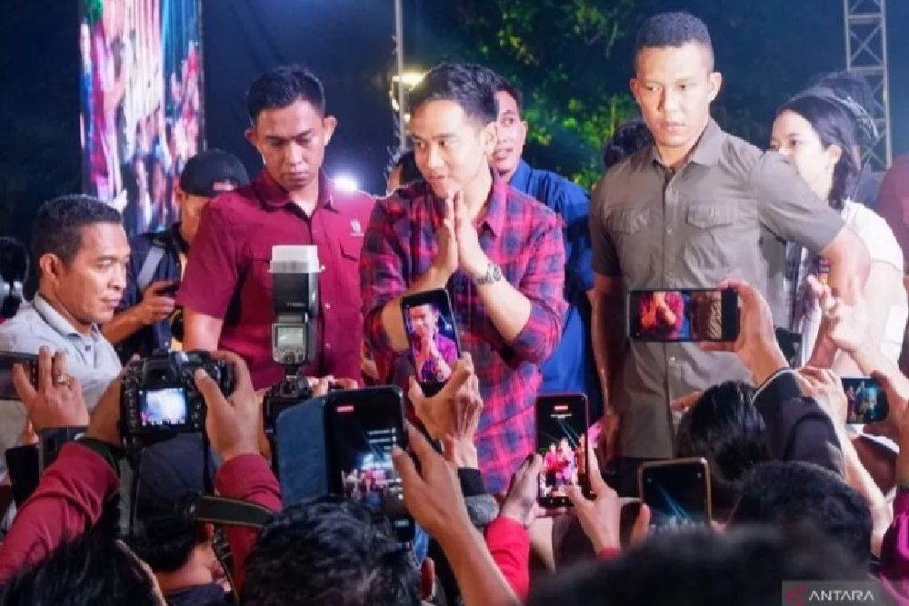 Hadiri Indonesia Memanggil Gibran di Tugu Proklamasi, Gibran: Tunggu Kejutan Berikutnya
