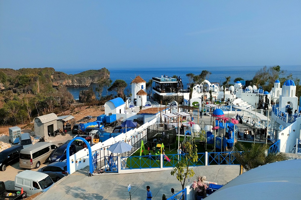 Keren! Pantai Jungwok Dikembangkan Ala Santorini Eropa