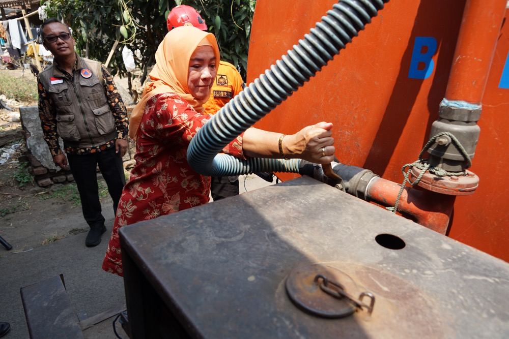 Ikatan Dharma Wanita Sleman Salurkan Bantuan Air Bersih di Banyurejo