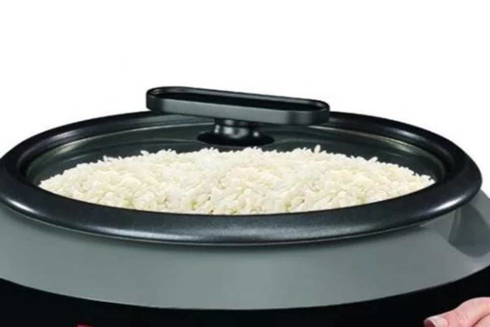 Program Bagi-Bagi Rice Cooker Gratis Rampung Desember Tahun Ini