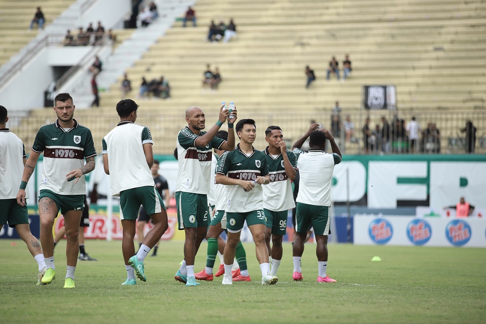 Hasil Persib vs PSS Sleman: Tim Super Elang Jawa Kebobolan di Menit ke-3