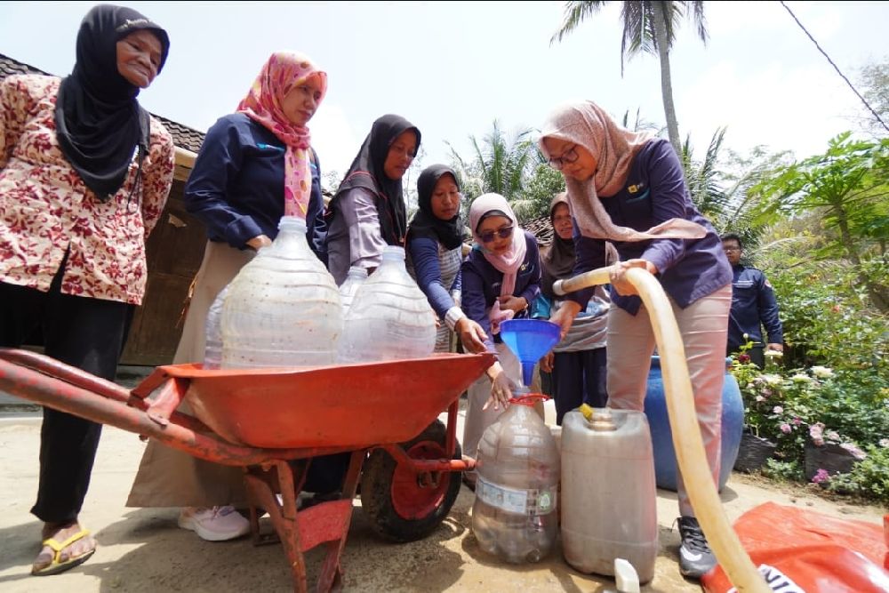 PLN Jogja Salurkan Bantuan Tangki Air Bersih Kepada Ribuan Warga ...