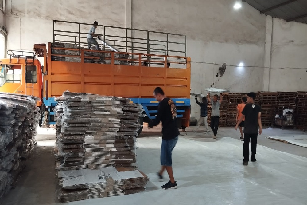 Logistik Pemilu 2024, KPU Kota jogja Terima Bilik Suara dan Ribuan Botol Tinta