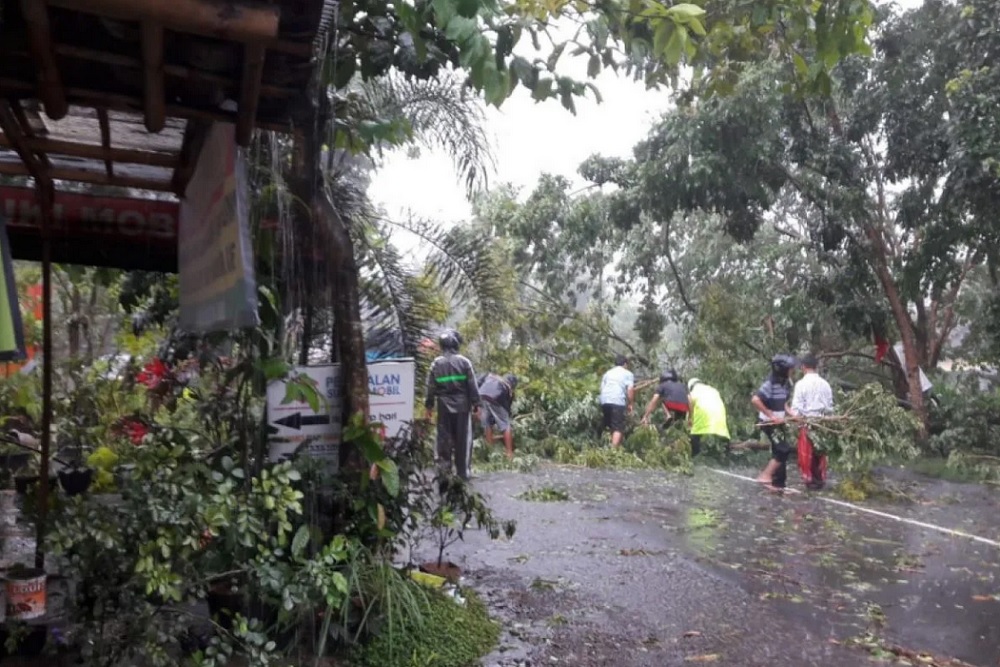 Musim Bencana, Warga Sleman Wajib Mewaspadai Lahar Hujan dan Angin Kencang